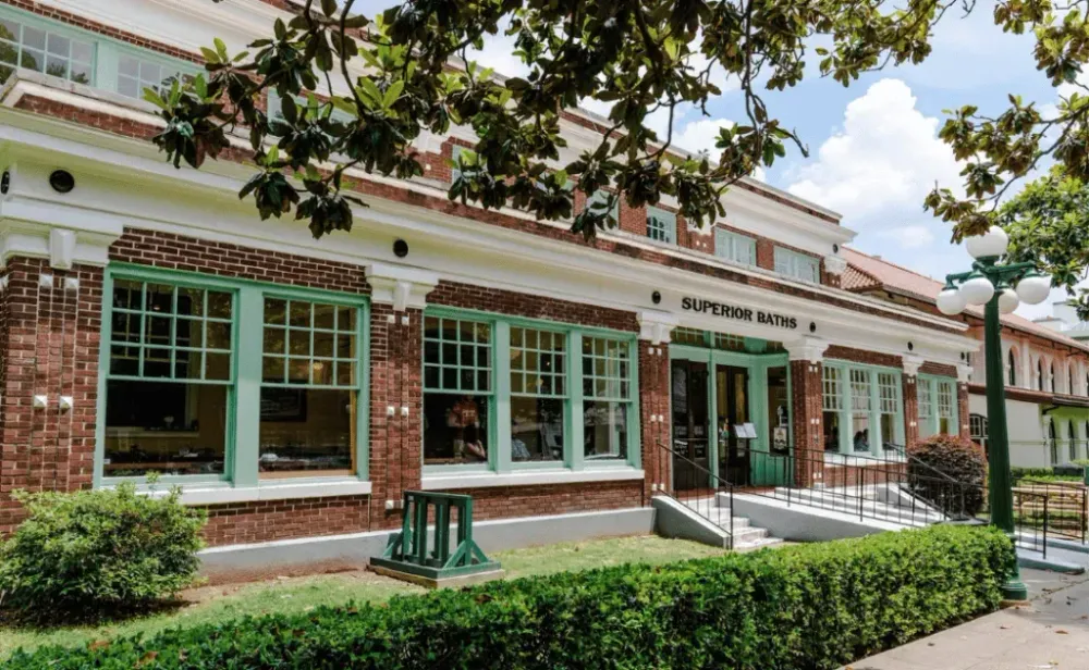 Superior Bath House Brewery